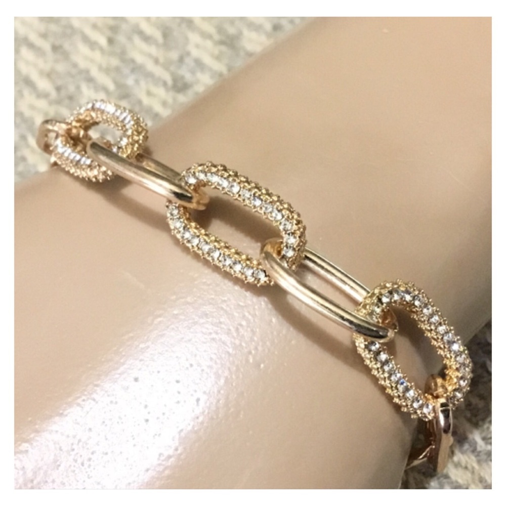 New! Elegant Clear Crystal Gold Linked Bracelet